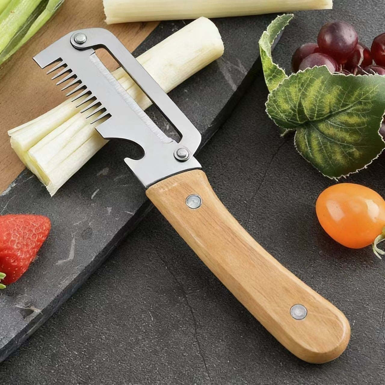✅Αγοράστε 1 και πάρτε 1 δωρεάν (2 είδη) 🧅🔪 Πολυλειτουργικός αποφλοιωτής κουζίνας 3 σε 1: Ξεφλουδίστε, κόψτε και ανοίξτε μπουκάλια! 🔥