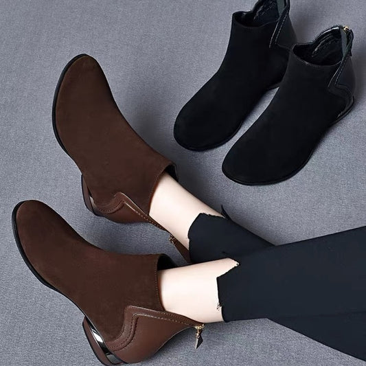 👢🔥【Vroče prodajano】🔥【Velikosti 35-41】Novi škornji Martin iz kašmirja in kravje kože iz leta 2025, z okroglim vrhom in nizko peto!