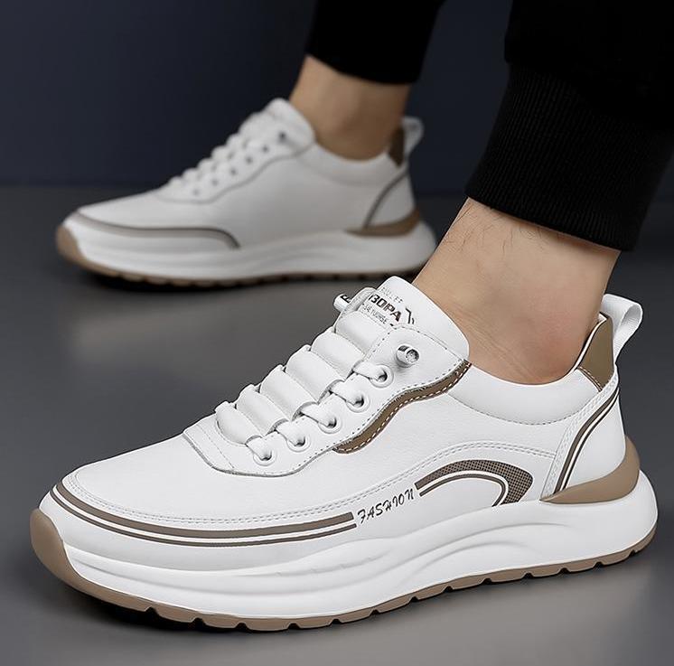 🔥 Moški modni čevlji z mehkim podplatom, novi slog 2025, lahki in nedrseči