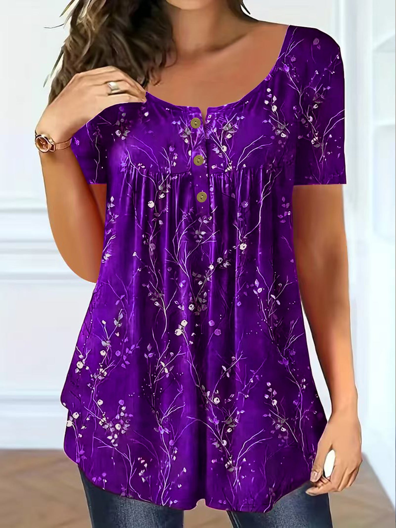 📢🦋Ženski naguban tunik s cvetličnim potiskom - eleganca, ki se giblje z vami.🌸