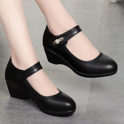👡【35-41】Miękkie skórzane buty na obcasie, miękka podeszwa, antypoślizgowe skórzane buty, odpowiednie dla matek
