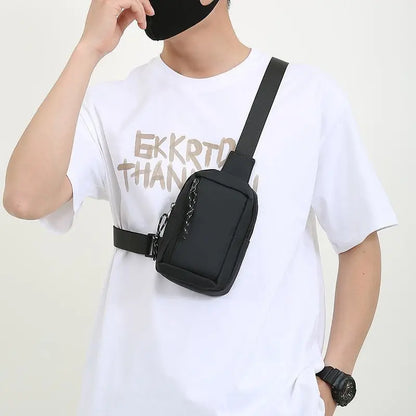Bolso bandolera multicompartimento con bolsillo trasero antirrobo: protege tus objetos de valor.