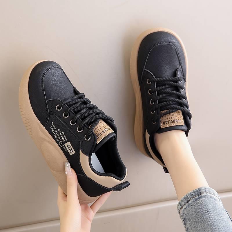 🏆👟【35-40】Modni čevlji za prosti čas z debelim podplatom, nov model, 2026