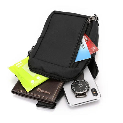 Bolso bandolera multicompartimento con bolsillo trasero antirrobo: protege tus objetos de valor.