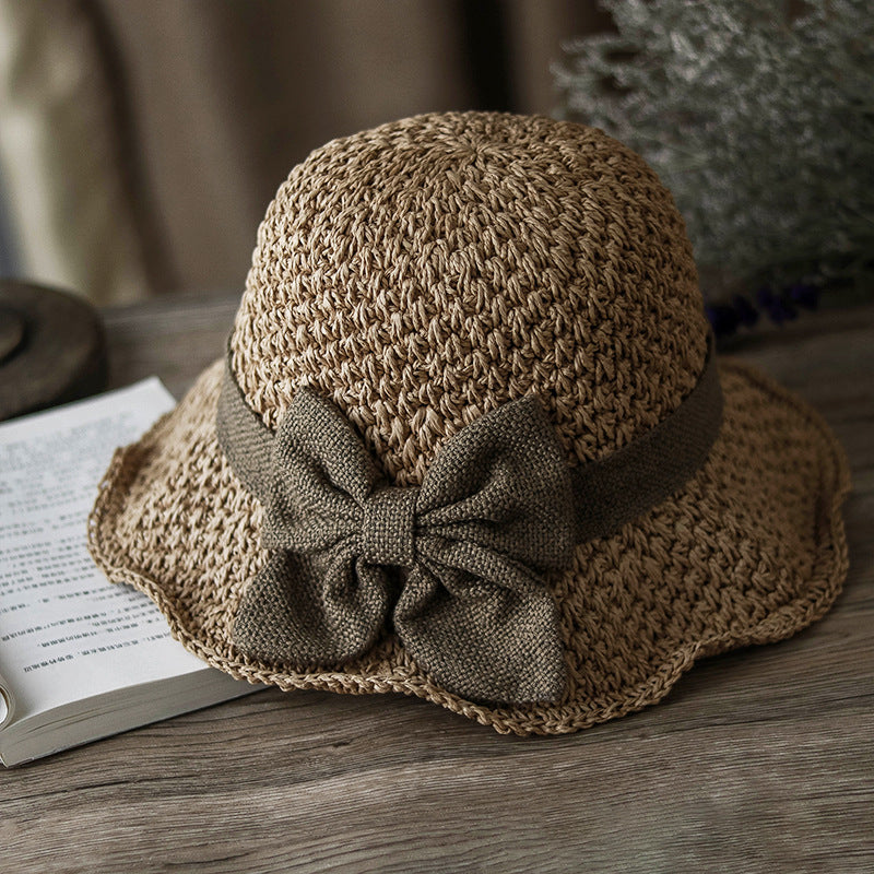 🎀🎀 -Nyní se slevou 50 %! 🌞 Elegantní pletený slaměný klobouk s mašlí – prodyšný a skládací, ideální volba na pláž i na cesty 👒