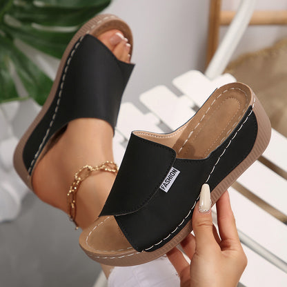 🔥👡【36-43】 Μοδάτα γυναικεία δερμάτινα σανδάλια 2026, μαλακή και χοντρή σόλα